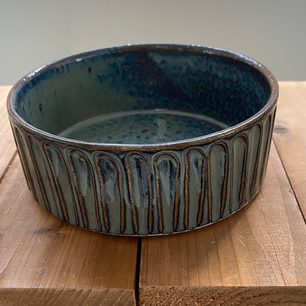 Handmade in Canada Dotti Potts Studio Art Pottery Bowl Signed